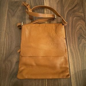 Handmade in Italy leather crossbody purse like new